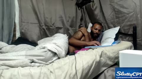 Snapshot of camopiel chatting on March 3, 10:04 pm camopiel online show from March 3, 10:04 pm