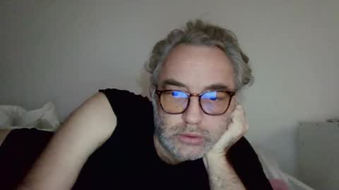 Swan online show from December 18, 1:45 pm