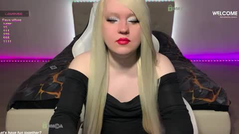 Miley online show from April 12, 7:57 am