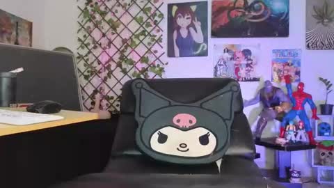 camturbery online show from December 19, 11:39 am