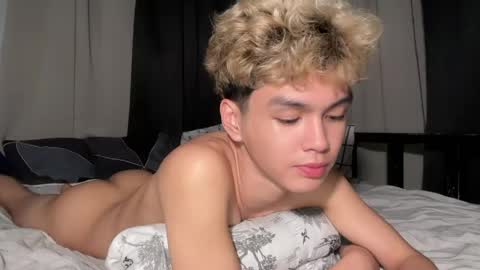 Ethan online show from April 12, 12:43 pm