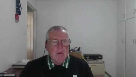 Snapshot of canberian chatting on July 20, 1:31 am Canberian online show from July 20, 1:31 am
