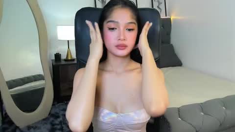 Snapshot of candiceferragamo chatting on September 10, 8:14 am candiceferragamo online show from September 10, 8:14 am