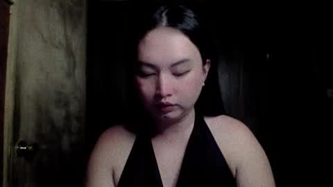 Snapshot of candiiice18 chatting on November 4, 9:41 am candiiice18 online show from November 4, 9:41 am