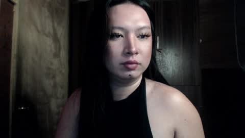 Snapshot of candiiice18 chatting on November 11, 2:55 am candiiice18 online show from November 11, 2:55 am