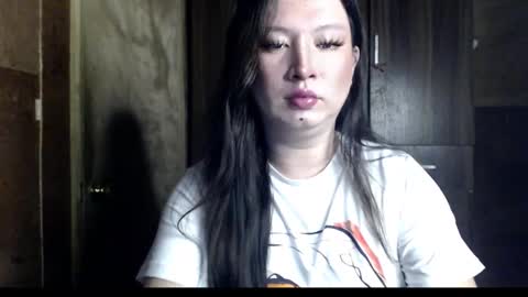 Snapshot of candiiice18 chatting on November 27, 1:13 pm candiiice18 online show from November 27, 1:13 pm