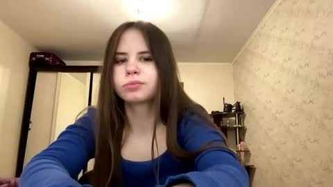 Isabella online show from November 25, 11:10 am