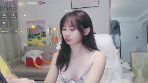 candy8998 online show from April 17, 9:07 pm