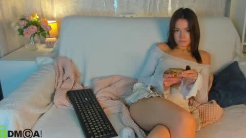 Candy online show from April 16, 9:32 am