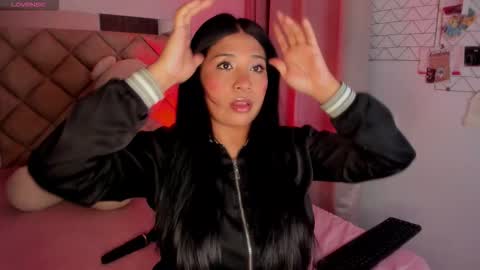   online show from November 9, 11:14 pm