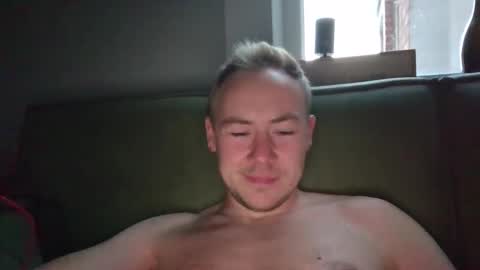 candy_boy_xoxo online show from June 7, 7:39 pm