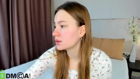 Snapshot of candy_cansew chatting on November 6, 1:17 am Candy online show from November 6, 1:17 am