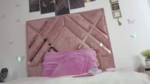 Snapshot of candy_chloe02 chatting on February 25, 6:56 am Im ChloeJoin The Fan Club online show from February 25, 6:56 am