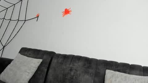 Snapshot of candy_cumy1 chatting on October 18, 8:15 am Dayan Camila online show from October 18, 8:15 am