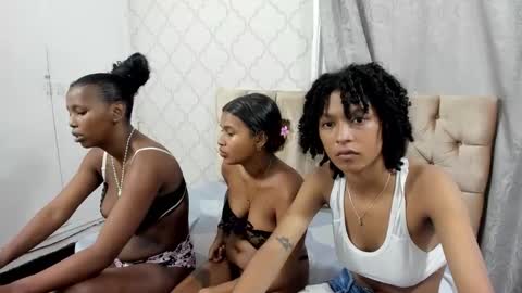 candy_ebony18_ online show from October 5, 1:09 pm