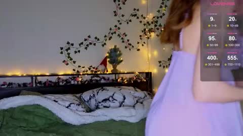 candy_flosse online show from January 13, 8:30 am