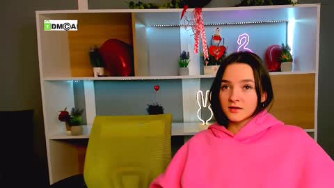 candy flossie1 online show from February 19, 6:42 am