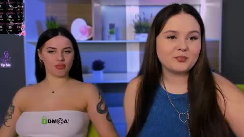 candy flossie1 online show from April 3, 6:50 pm