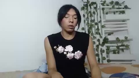 candy_hot_trans online show from March 30, 5:52 am