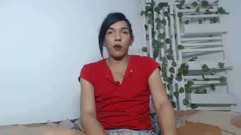 candy_hot_trans online show from April 11, 9:52 pm