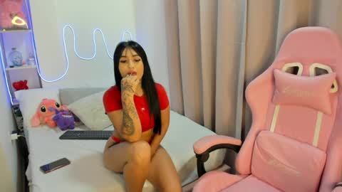 candy_kitty7343 online show from April 10, 3:01 am