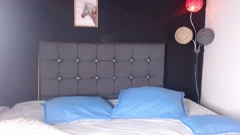 Candy online show from September 9, 9:03 pm