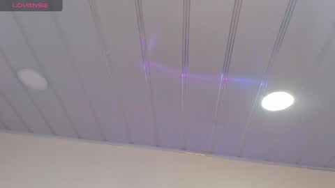 Snapshot of candy_lux_ chatting on April 20, 3:48 pm Candy online show from April 20, 3:48 pm