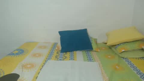 Snapshot of candy_mature_ chatting on January 28, 9:30 am candy online show from January 28, 9:30 am