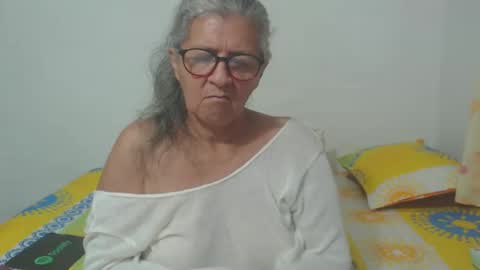 Snapshot of candy_mature_ chatting on March 9, 1:59 pm candy online show from March 9, 1:59 pm