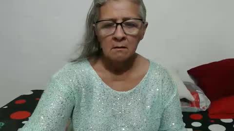 Snapshot of candy_mature_ chatting on November 30, 12:31 pm candy online show from November 30, 12:31 pm