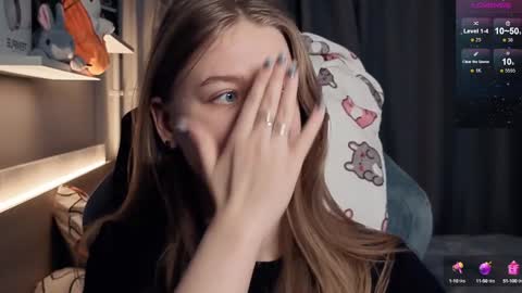 Snapshot of candy_meggie chatting on January 26, 3:25 pm Megan online show from January 26, 3:25 pm