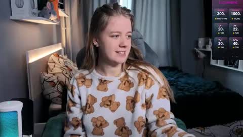 Snapshot of candy_meggie chatting on March 10, 12:48 pm Megan online show from March 10, 12:48 pm