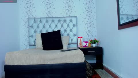Snapshot of candy_mery chatting on January 10, 5:13 pm candy mery online show from January 10, 5:13 pm