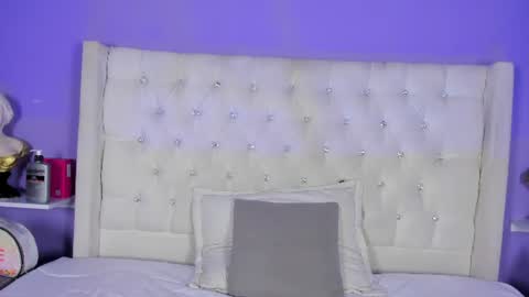 Candy  online show from July 1, 7:35 pm