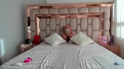 samantha online show from January 8, 9:34 pm