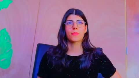 Snapshot of candy_sexyyhot chatting on December 16, 4:23 pm candy_sexyyhot online show from December 16, 4:23 pm