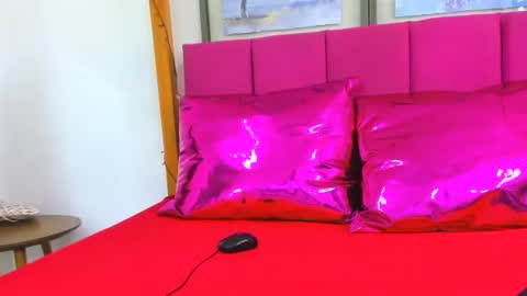 Snapshot of candy_sweety1 chatting on July 6, 2:14 pm candy sweety1 online show from July 6, 2:14 pm