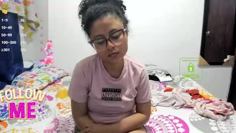 Snapshot of candy_val chatting on July 30, 6:01 am candy_val online show from July 30, 6:01 am