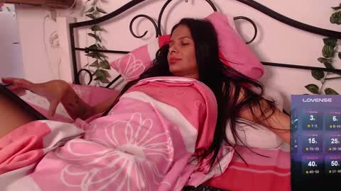 Candy and Cathe online show from January 6, 5:16 pm