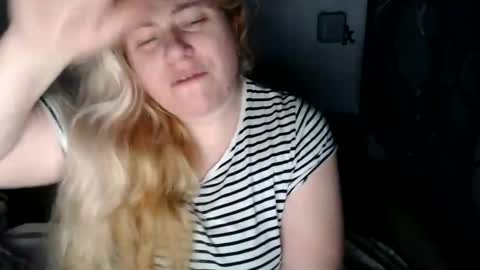 Snapshot of candycream74 chatting on January 30, 2:25 pm Laura online show from January 30, 2:25 pm