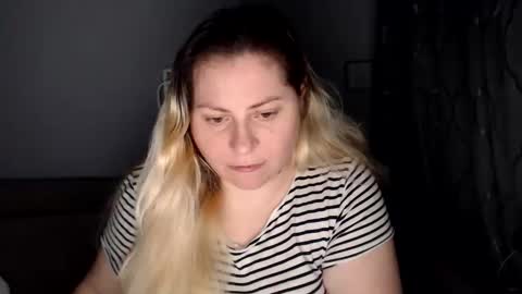 Snapshot of candycream74 chatting on February 6, 1:36 pm Laura online show from February 6, 1:36 pm