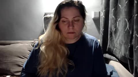 Snapshot of candycream74 chatting on February 11, 9:53 pm Laura online show from February 11, 9:53 pm