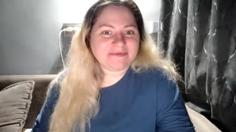 Snapshot of candycream74 chatting on March 1, 6:21 pm Laura online show from March 1, 6:21 pm