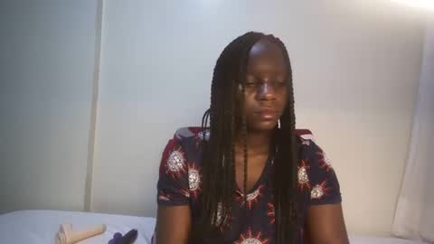 Snapshot of candycurly_ chatting on March 9, 2:21 pm candycurly_ online show from March 9, 2:21 pm