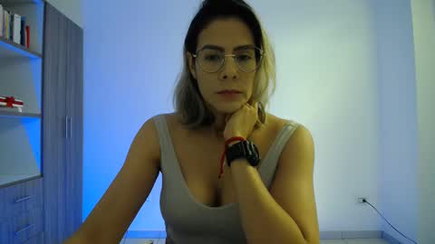 Snapshot of candydowson1 chatting on February 2, 7:23 pm Candy Dowson online show from February 2, 7:23 pm