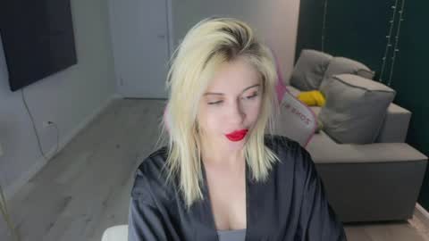 You can call me HH online show from April 19, 6:43 pm