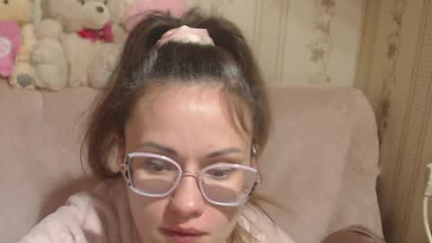 say meow and send tip  online show from April 16, 8:48 am