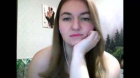 Daisy online show from February 15, 9:04 pm