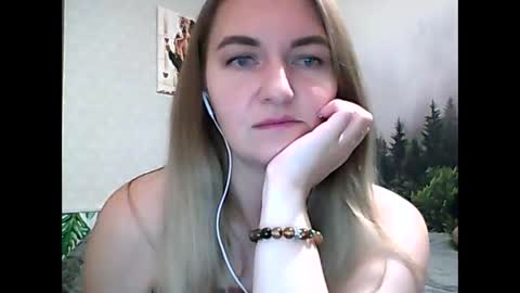 Daisy online show from September 15, 8:42 pm