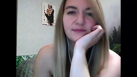 Daisy online show from September 16, 9:49 pm